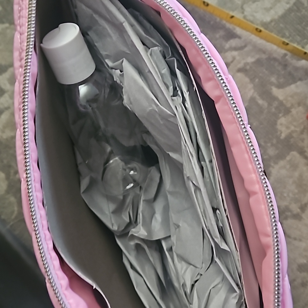 NWT Juicy Couture Travel Cosmetics Pouch - Picture 10 of 10